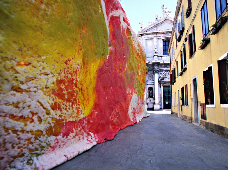 Chewing in Venice