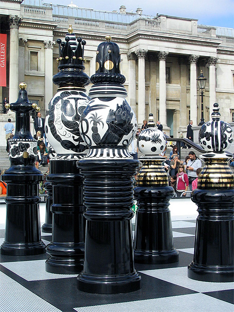 Jaime Hayon, Ceramic Chess pieces