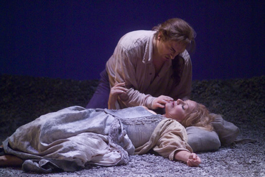 manon2 They finally settle down in New Orleans, where the Governor’s nephew, Synnelet sets his sights on Manon. In the duel that ensued, Des Grieux knocks the nephew unconscious, and thinking he had killed the man, the couple flee New Orleans. In the wilderness of Louisiana, Manon dies of exposure and exhaustion. Des Grieux returns to France to become a cleric after burying his beloved.